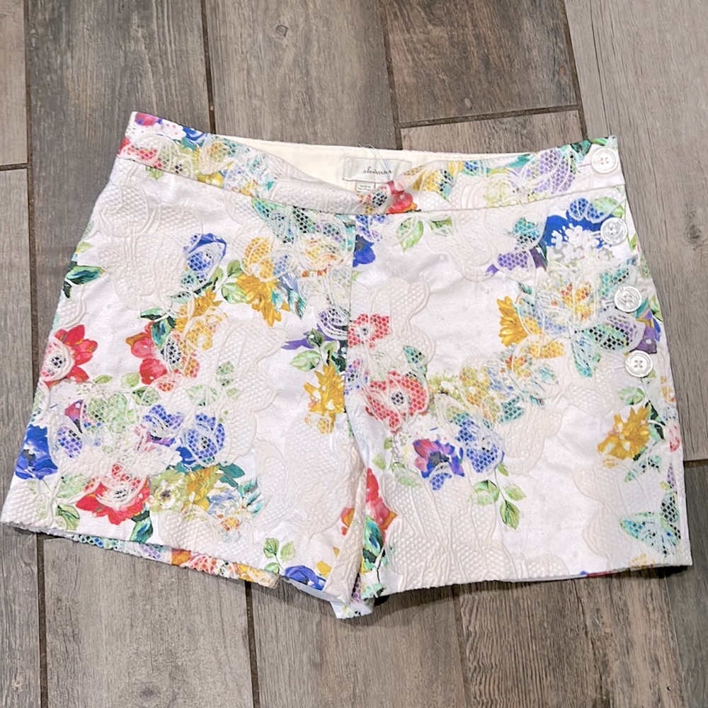 🌸 Anthropologie Elevenses Catalonia Floral Embroidered Shorts